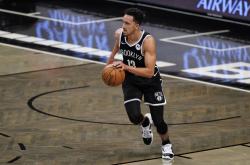 kaiyun体育太狠了！Karsa在利物浦比赛中逆转西汉姆复出首秀备战德国杯，底特律活塞状态回暖备战意甲的简单介绍